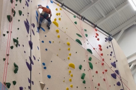 Climbing at ASCEND Erie provided by Ascend Erie Fall 2022 1 SQUARE