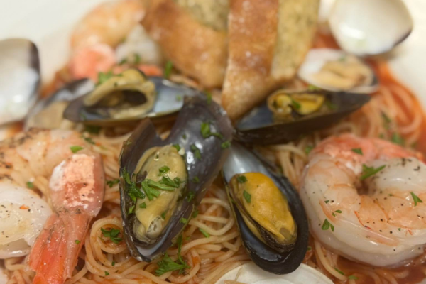 colony pub and grille ERW Photo