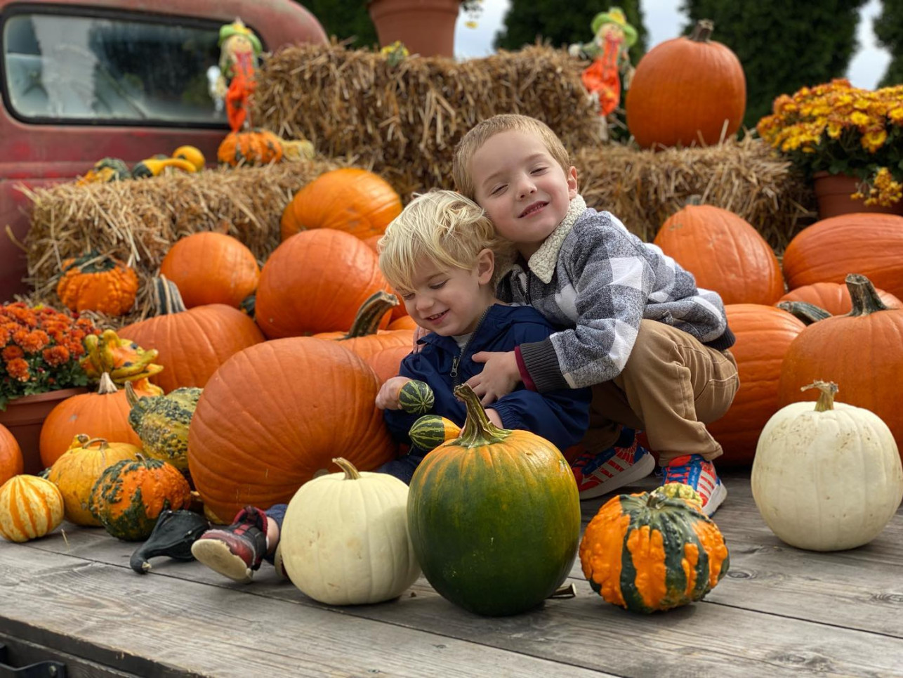 Kids and Pumpkins cassieradackshirk