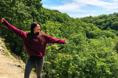 Wintergreen gorge cliff hannah ciotti