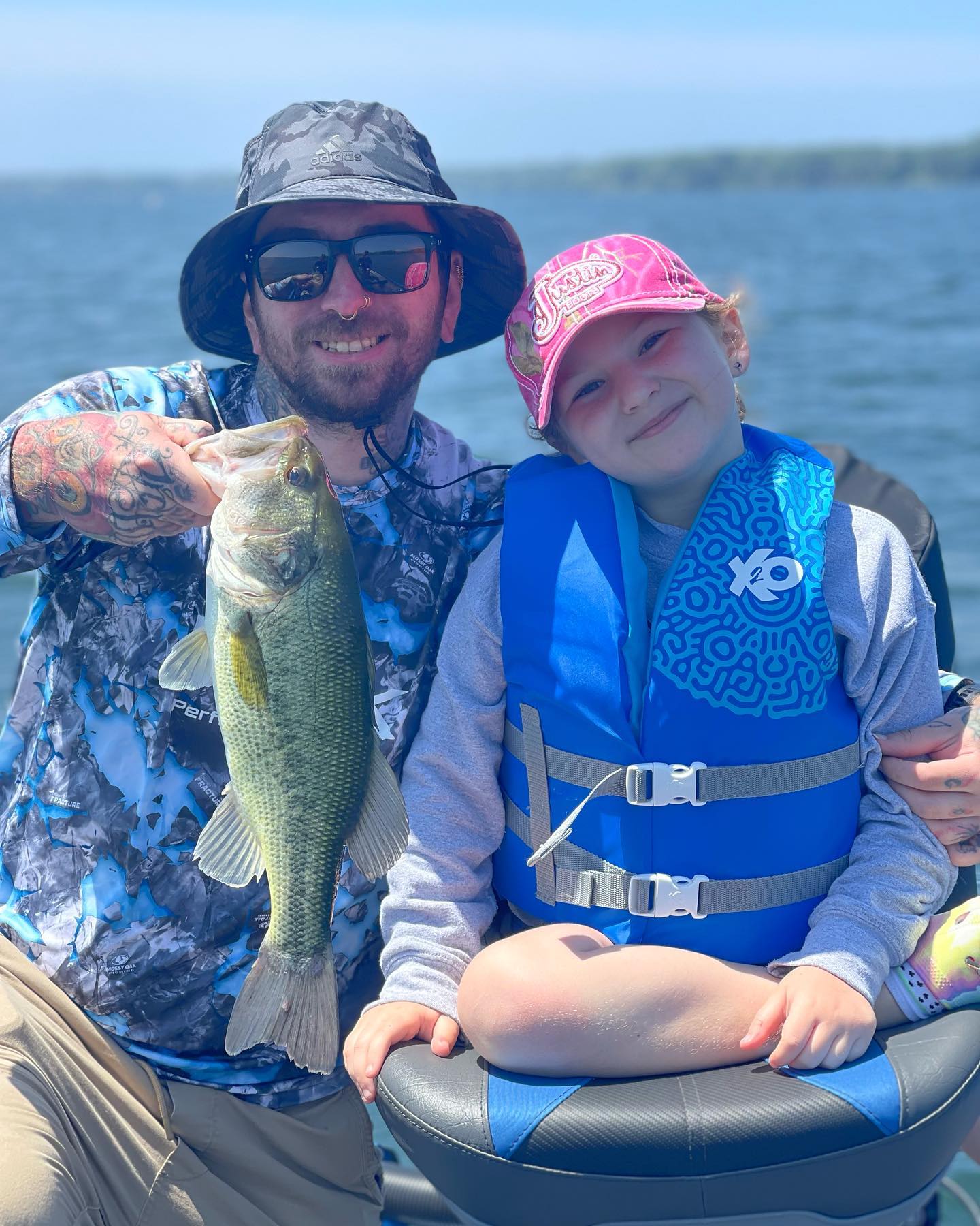 fishing credit pinkeeink