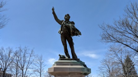 Perry Statue