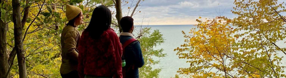 fall photoshoot erie bluffs hikers hiking