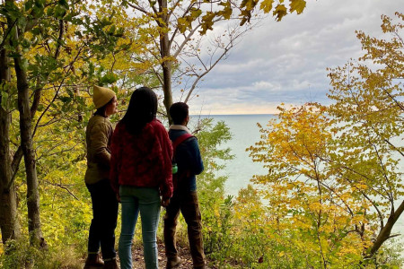 fall photoshoot erie bluffs hikers hiking