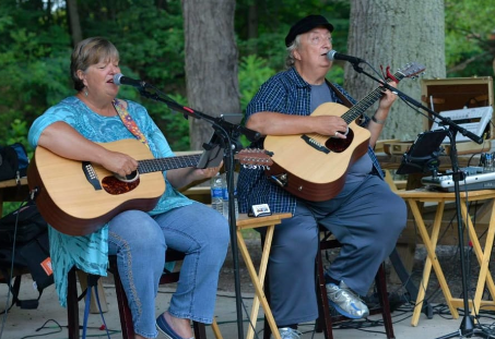 Oliver's Beer Garden Live Music: Mike And Marie Acoustics